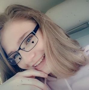 Meet your Posher, Kimberly